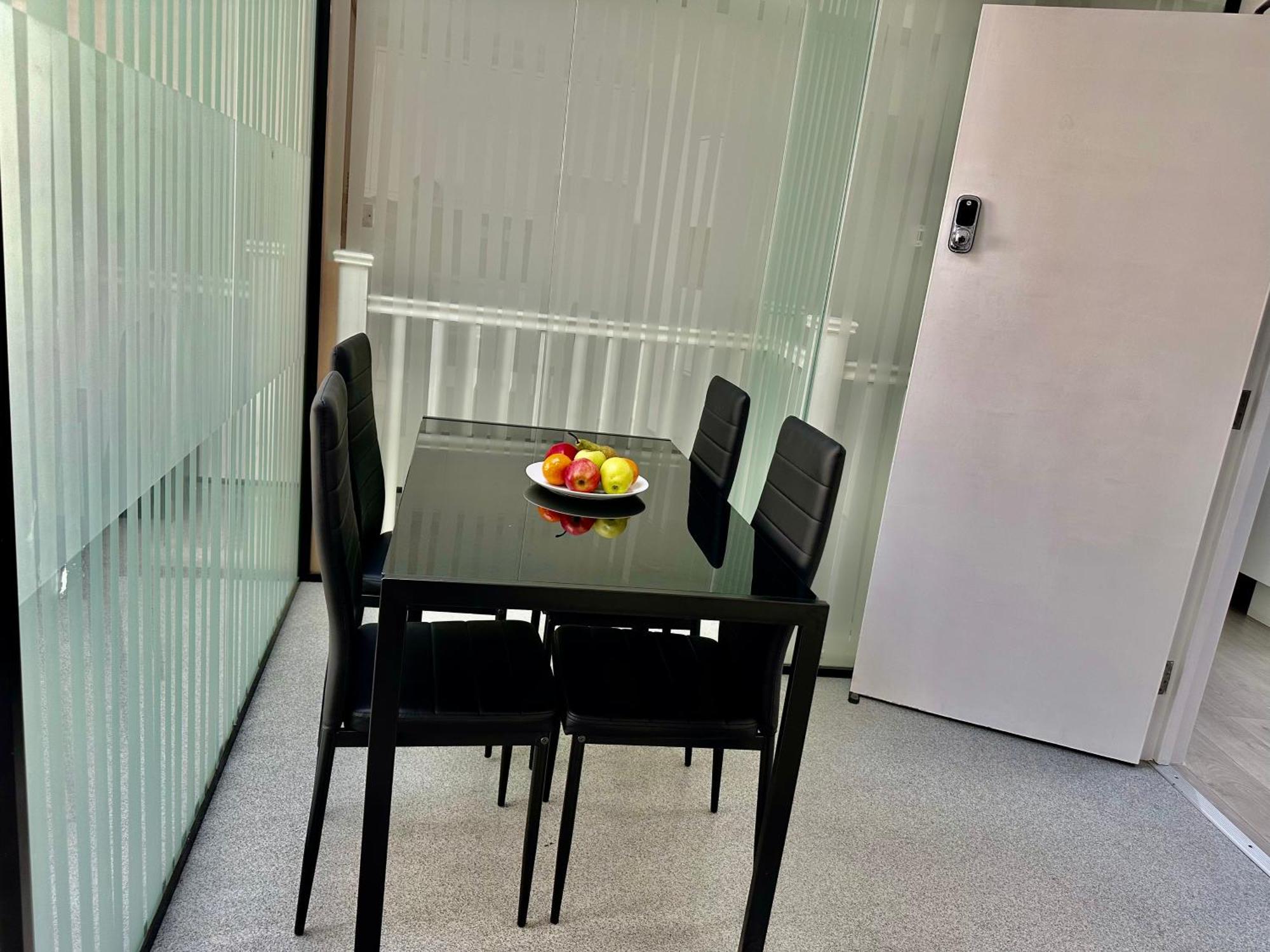 Westferry Two Apartment London Exterior photo